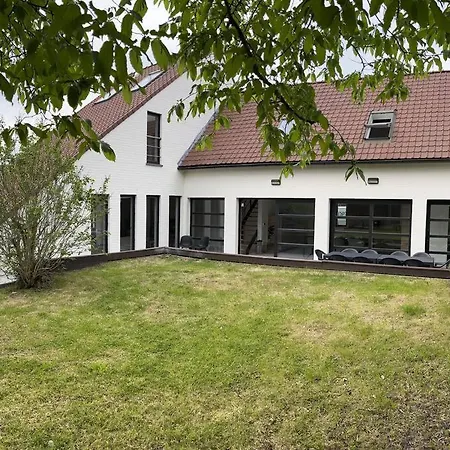 House Botanique Meise